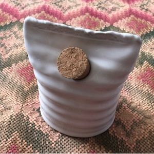 Montes Doggett - small ceramic made in Peru NEW